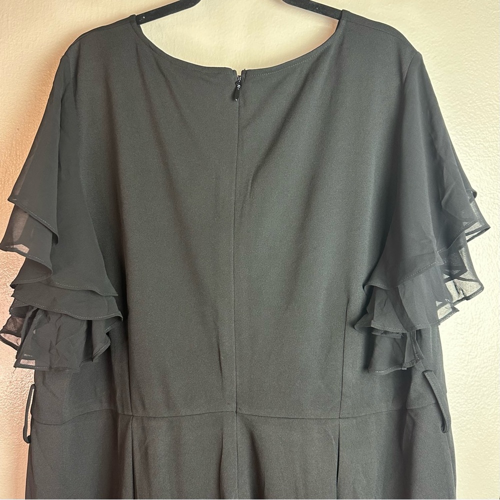 City chic Black Wide Leg-Flutter Sleeve Jumpsuit Sz 24 - Picture 5 of 11